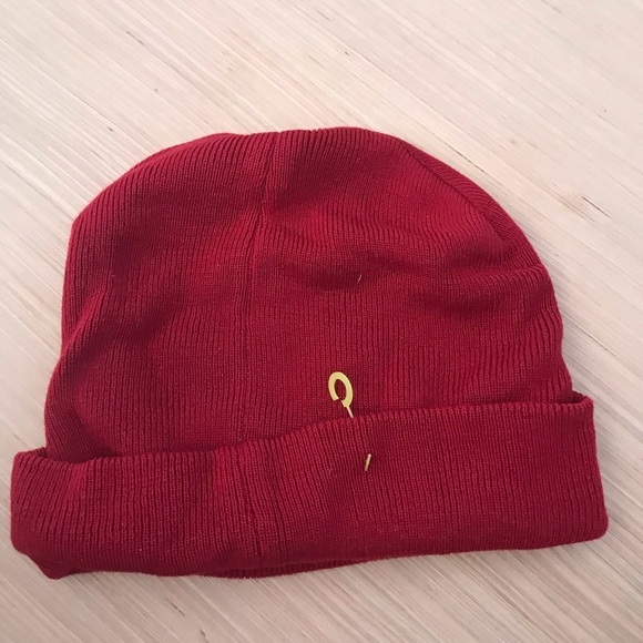 Drew Pearson Marketing Texas A&M Aggie Maroon Beanie - Picture 5 of 6